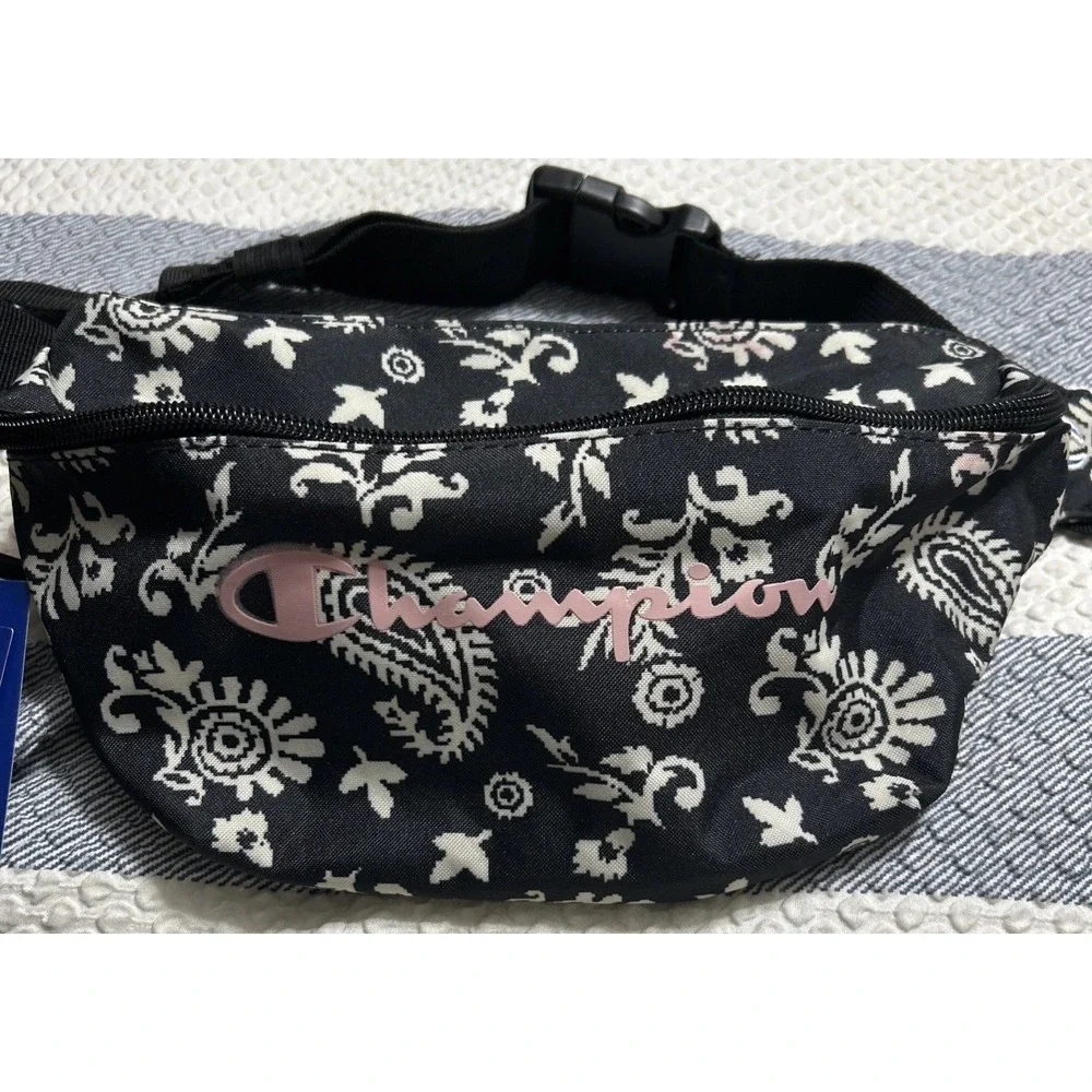 CHAMPION AVERY WAIST Fanny PACK‎ 'Handkerchief' Black/White Pattern Pink Logo